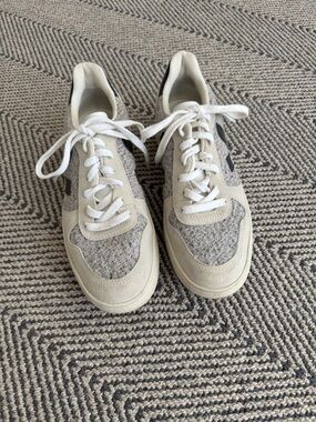 Veja Cream and Heather Gray Casual Lace-Up Sneakers